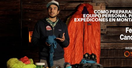 Instructor de montañiosm o preparando y amrmando su mochila